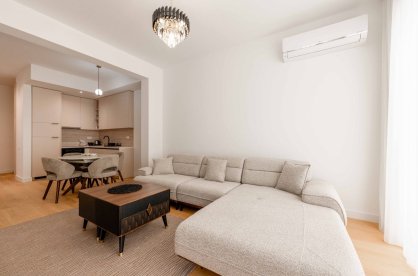One-bedroom apartment with sea view for rent — Budva, Becici