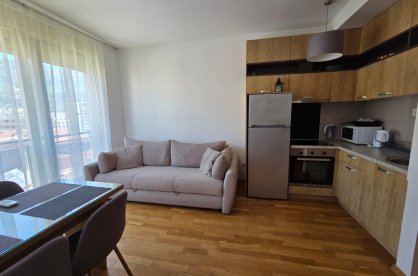 Сдаётся квартира с 1 спальней в центре Будвы — 200 м до моря