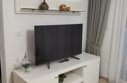 Продаётся квартира с 2 спальнями с видом на город и горы — Будва