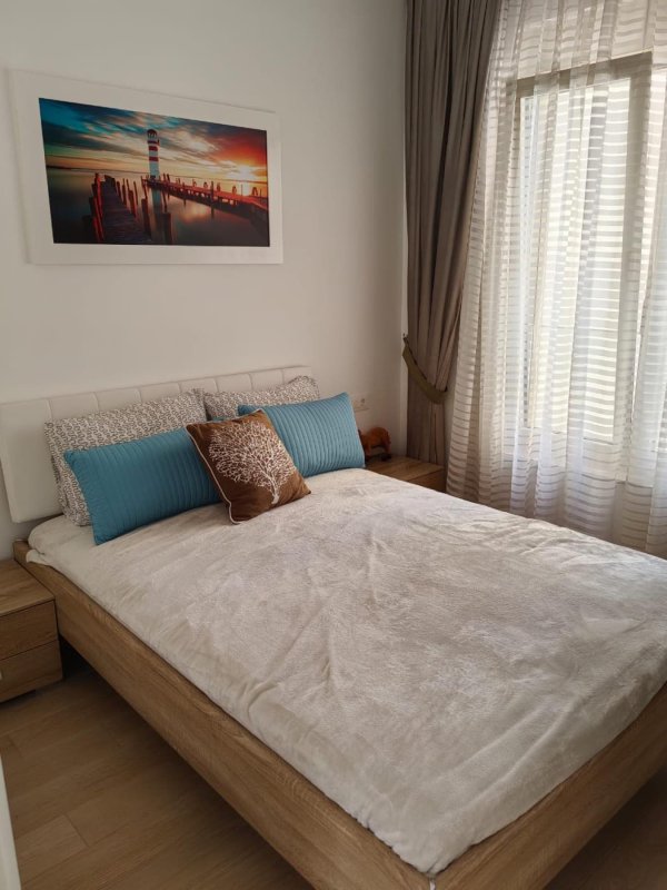 Stan sa 2 spavaće sobe, pogled na grad i planine, Budva — prodaja