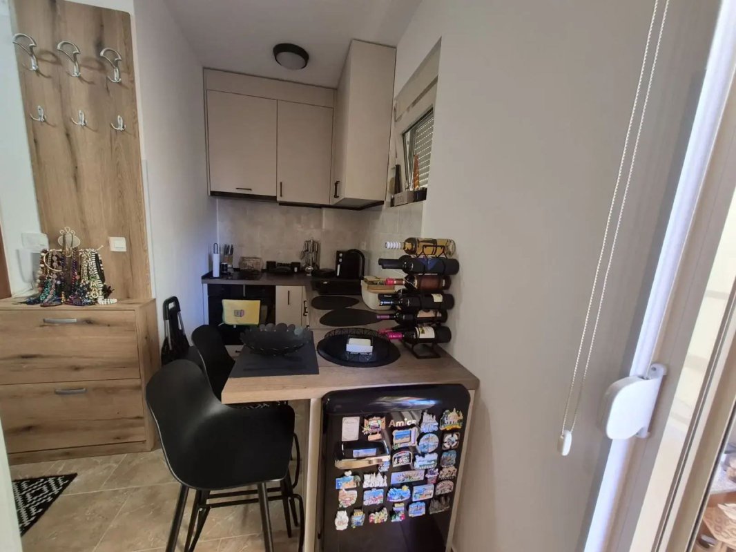 Studio for Sale in Budva, Bulevar Area — 350 m to the Sea