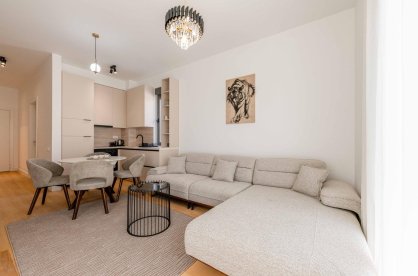 One-bedroom apartment with sea view for rent — Budva, Becici