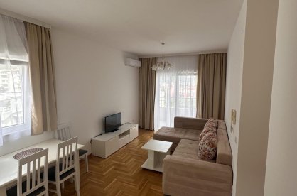 2-Bedroom Apartment in Rea, Budva