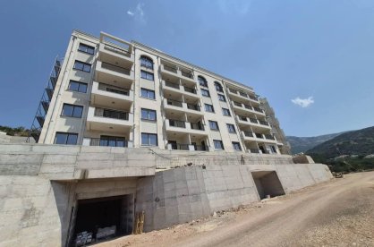 Продаётся квартира с 2 спальнями в новом комплексе — Дубовица, Будва
